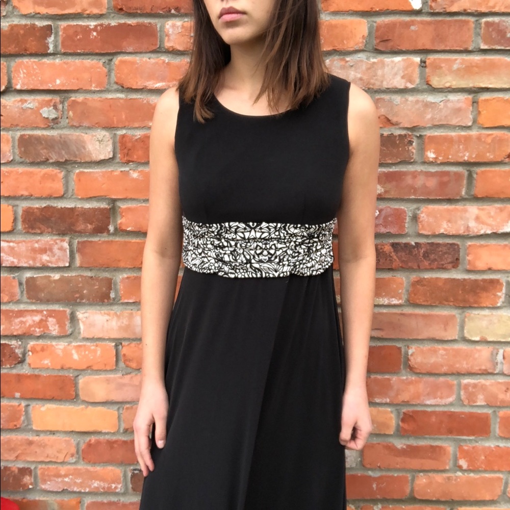 Jessica Howard 2 Pc Dress and Jacket Set